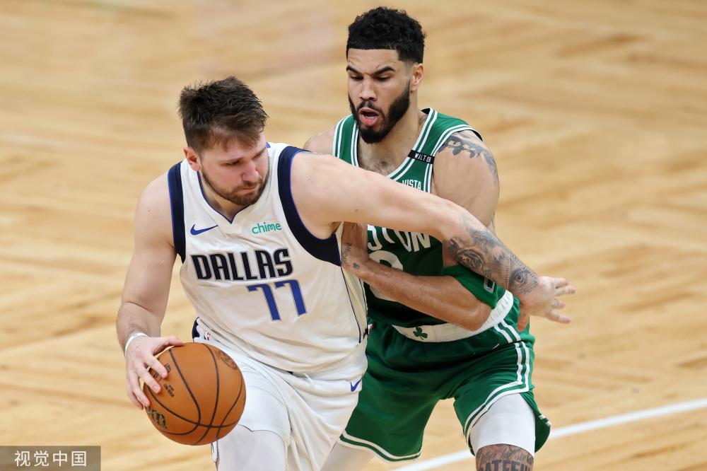 比赛中的高 比赛中的高