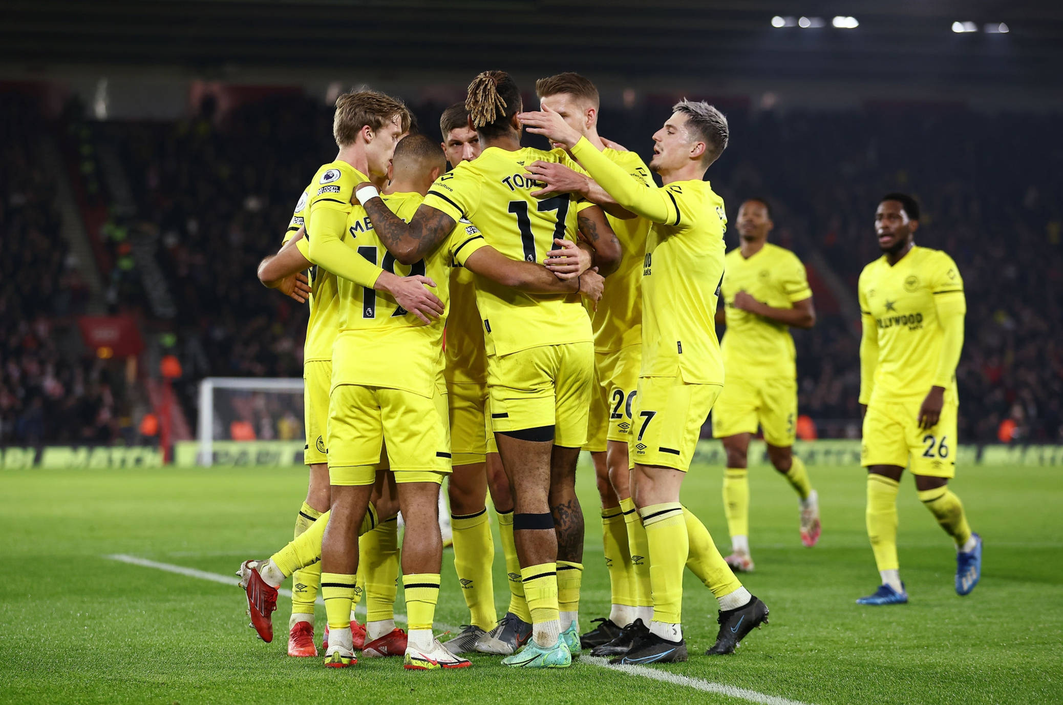 边路进攻与 边路进攻与