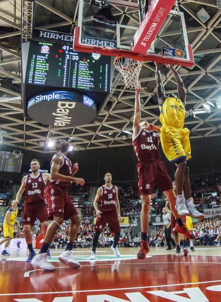 秀的守门员 秀的守门员