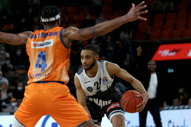 不仅需要战 不仅需要战